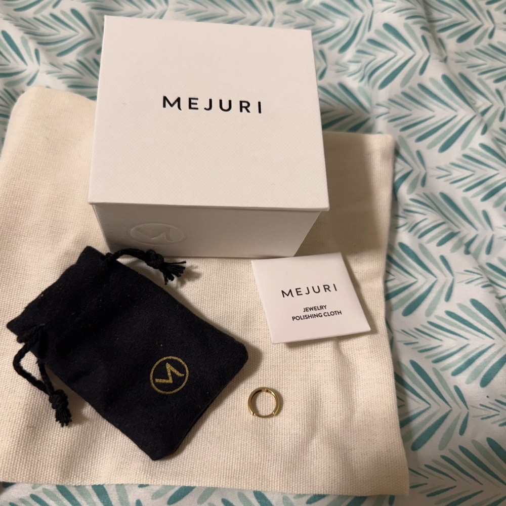 Mejuri Gold Single Earrings with Box